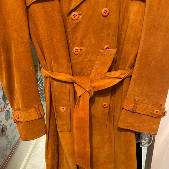 Vintage 1970’s Members Only Orange Suede Coat - Picture 7 of 15
